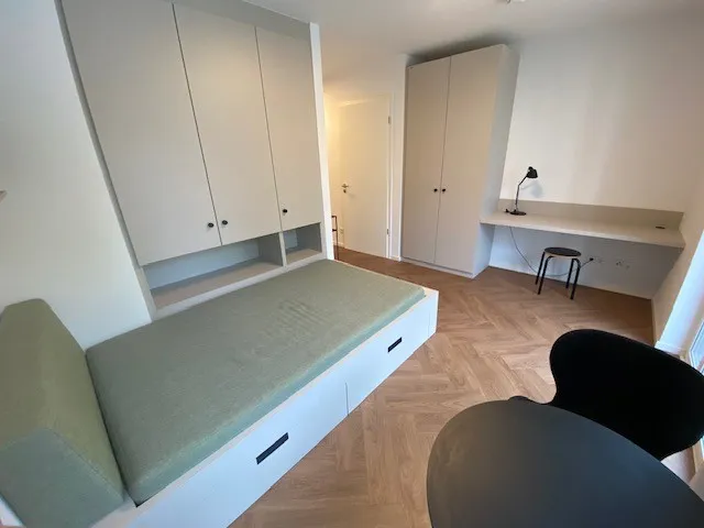 Keys to comfort – Dein möbliertes Apartment mit Küche & Balkon — photo 1